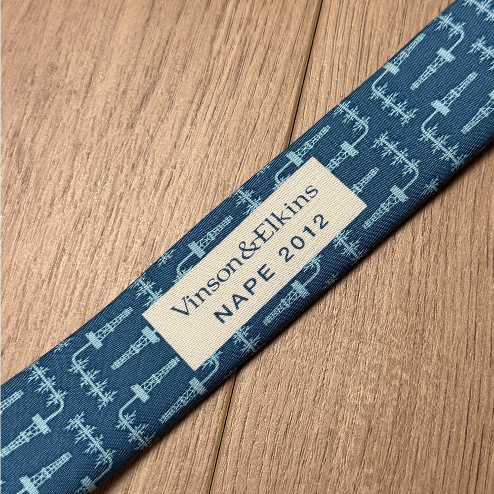 Vineyard Vines Men's Silk Ties - Picture 7 of 11